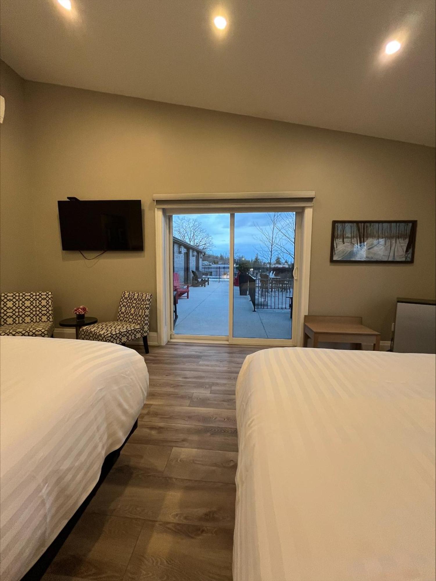 Colonial Hotel & Suites غراند بيند المظهر الخارجي الصورة